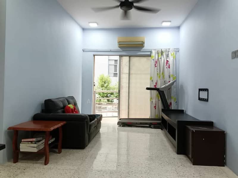 Kenari Court