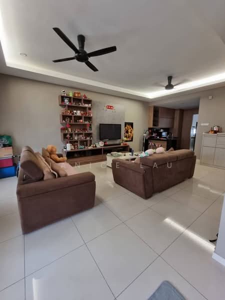 Tropicana Heights - 1