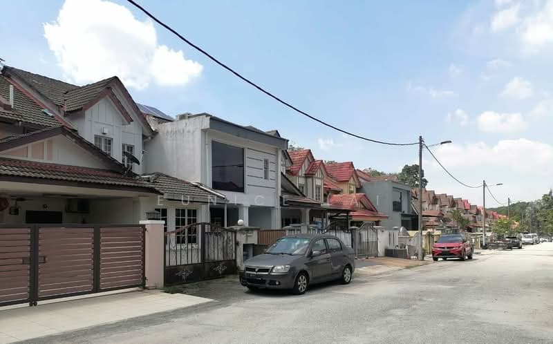 Bukit Rahman Putra - 1