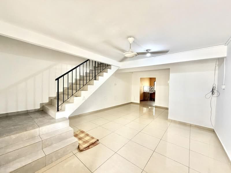 End lot 2 Tingkat Rm350k Fully Refurbish Kitchen Extended di Shah Alam - 1