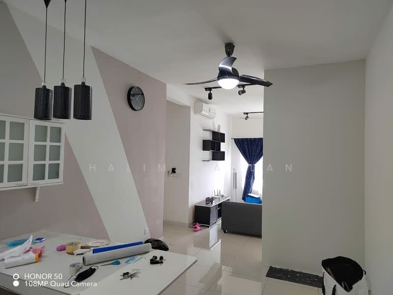 Savanna Executive Suite @ Southville City - 1