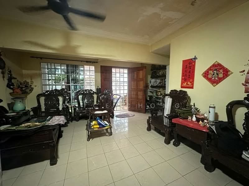 Taman Bukit Serdang Seksyen 11 - 1