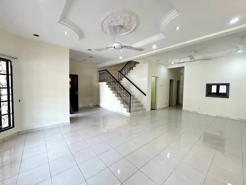 Sutera Apartment Bandar Tun Hussein Onn - 1