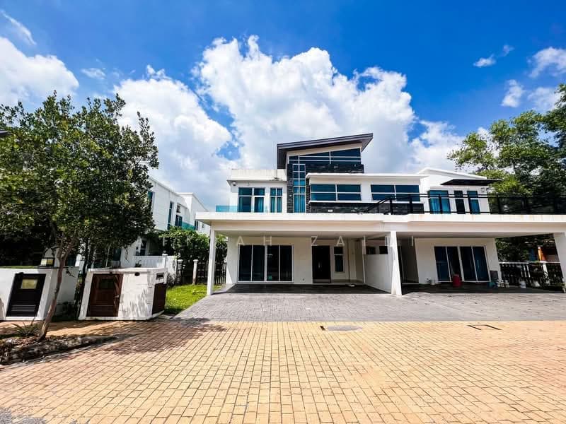 Perdana Lakeview East - 1