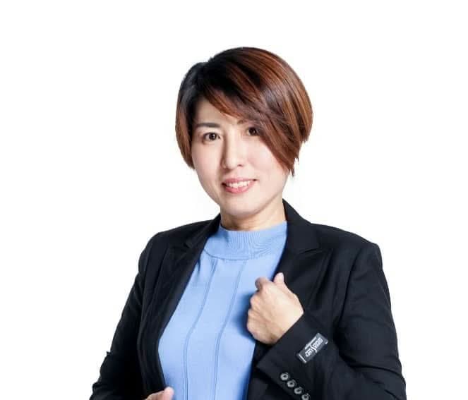 Catherine Tay