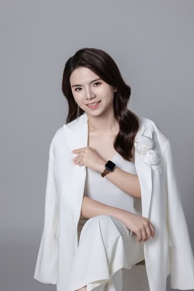 Eloise Wong
