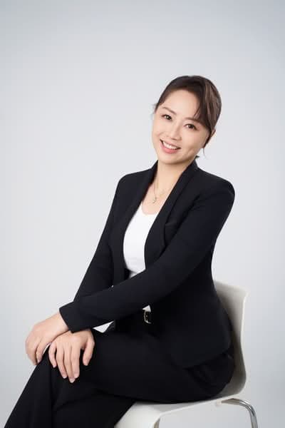 Bell Wong