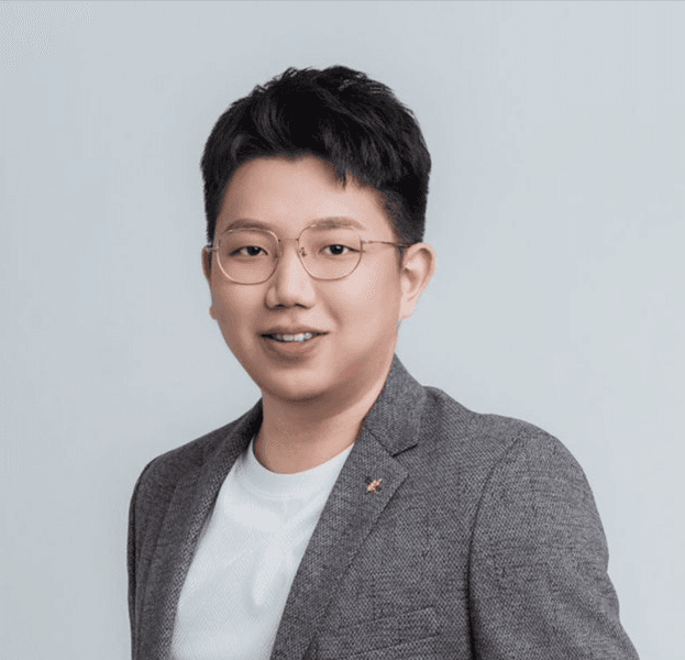 Simon Lau