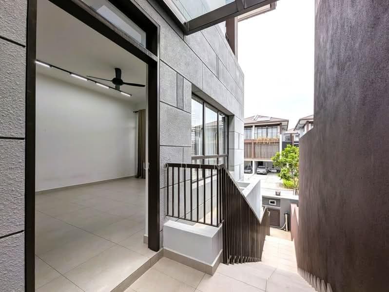 The Mulia Residences - 1