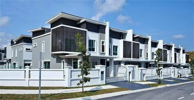 mari mari nak cari dkt cyber? budget rm600K blh terima 25min🚗 pls pm me - 1
