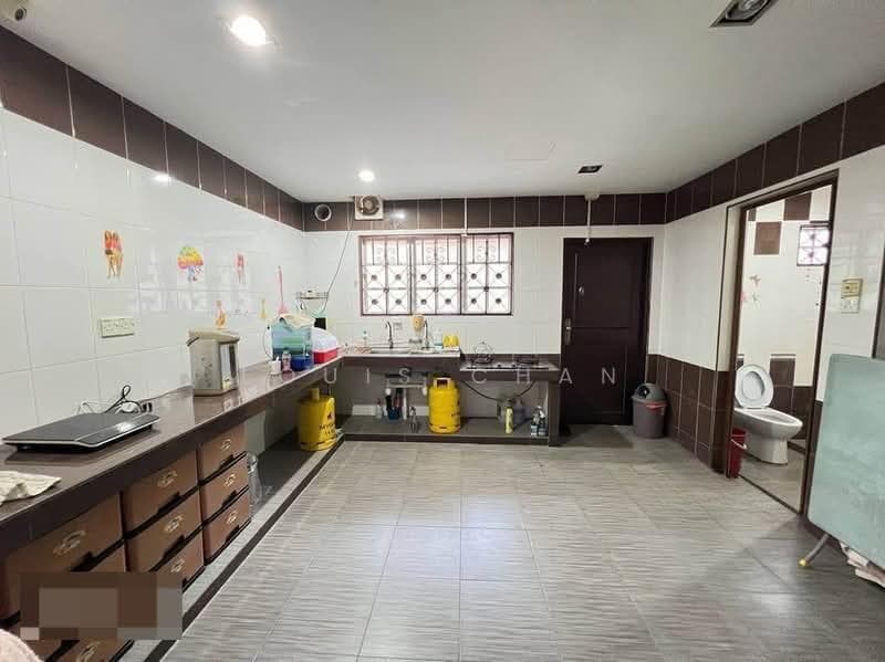 Kawasan 13 , Port Klang - 1