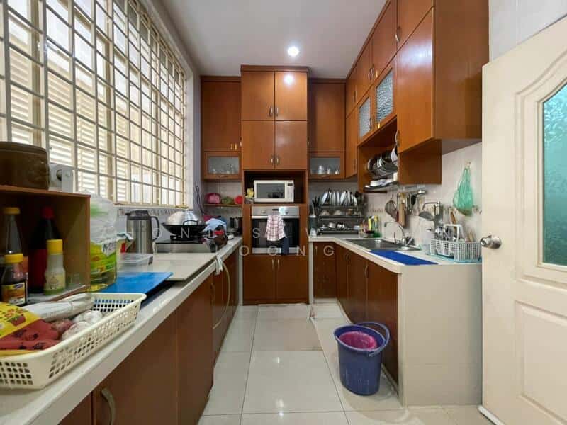 Corner Semi D Sungai Ara , 4640sqft Full Reno