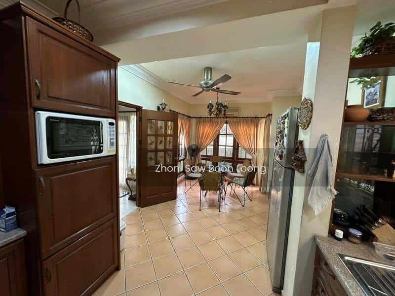 Desaria Jalan Kenari Semi D (5097sqft)