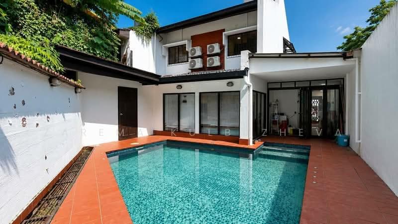 Medan Damansara - 1