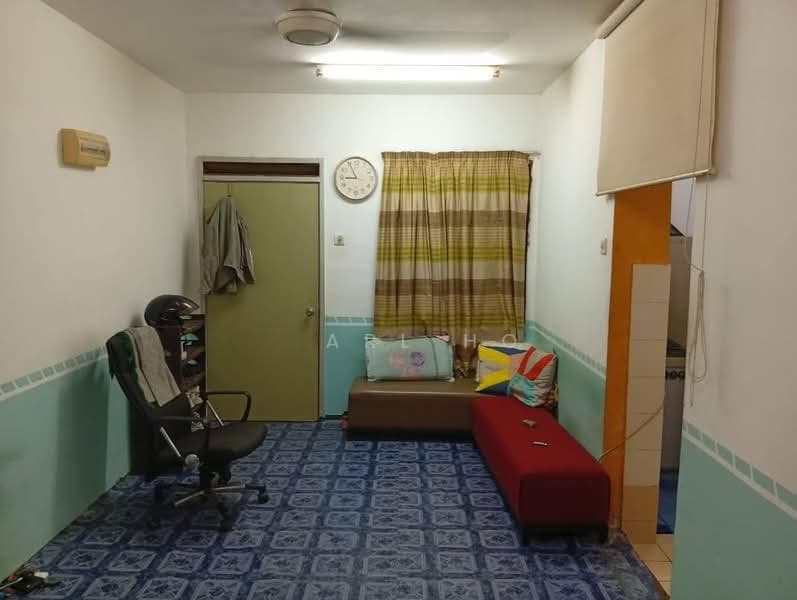Enggang Apartment - 1