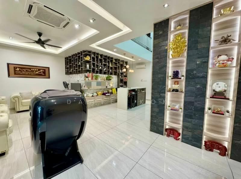 RM1.3m! 26x75ft! 5R5B! Move in Condition Delora Bandar Bukit Raja Klang 2.5 Sty Superlink House - 1
