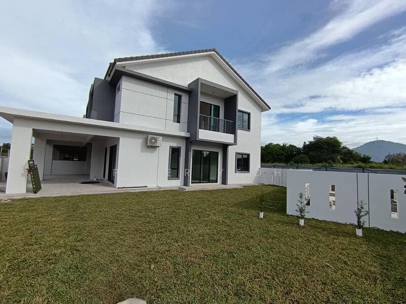 New Double Storrey Terrace Near Bukit Minyak - 1