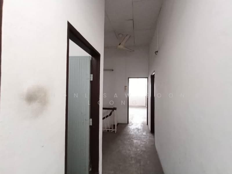 Taman Merak 2 storey Terrace, near USM Lotus, Taman Merak, Sungai Dua - 1