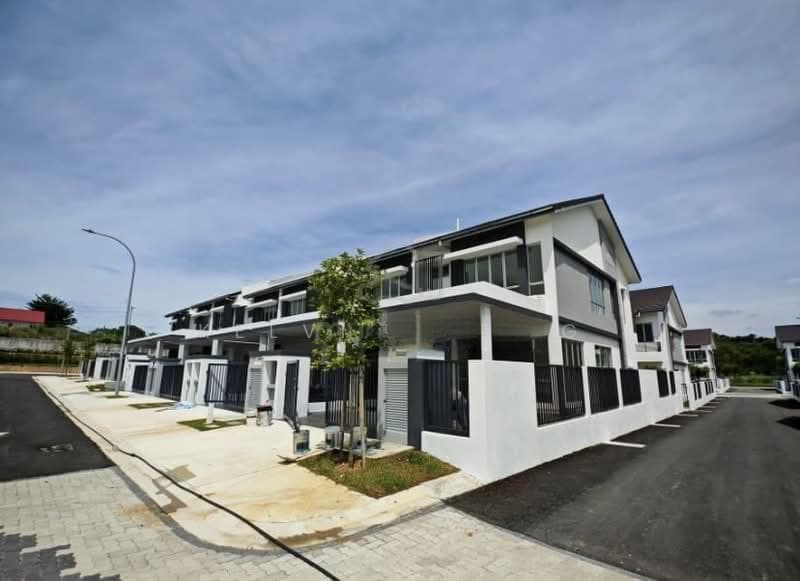 Amverton Hills @ Sungai Buloh - 1