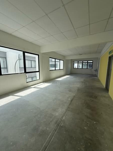 Blossom Square Office - 1