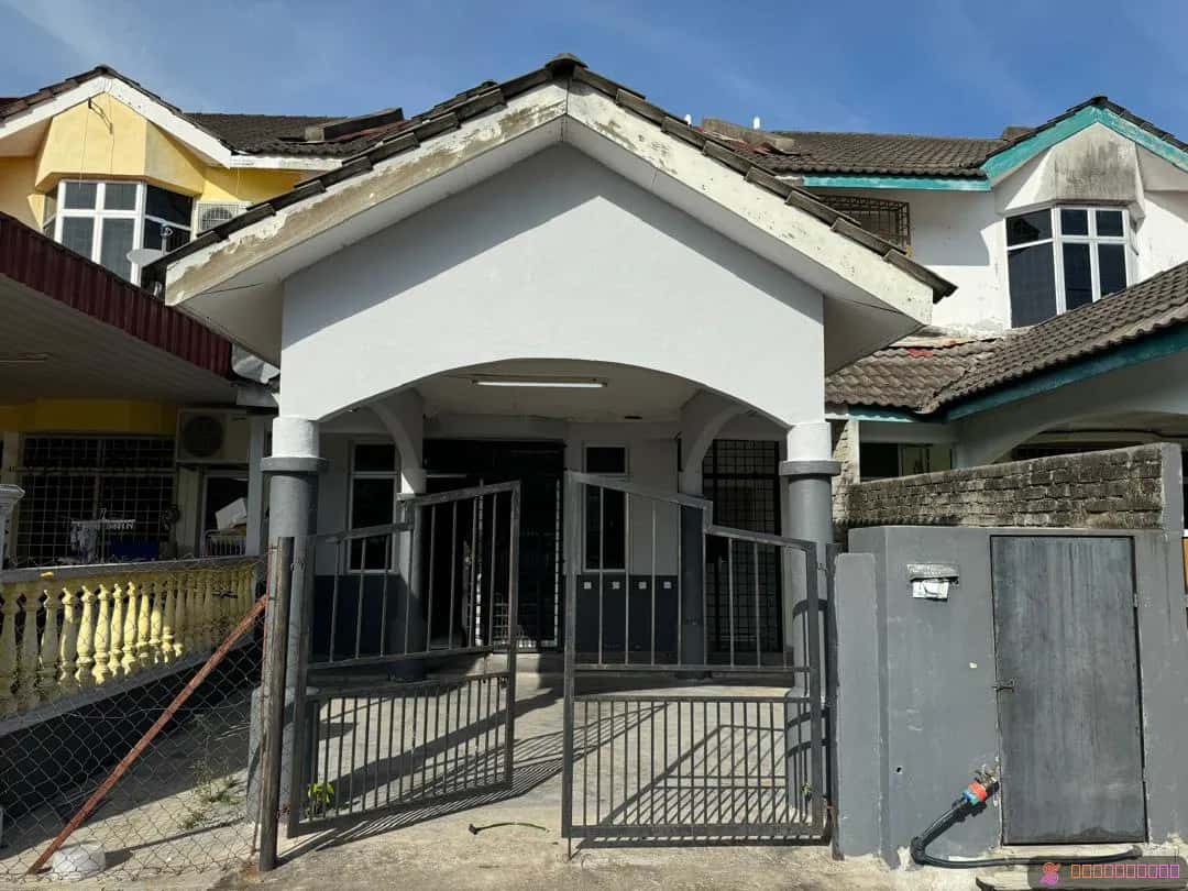 Double Storey Terrace @ Air Tawar Indah, Butterworth For Sale