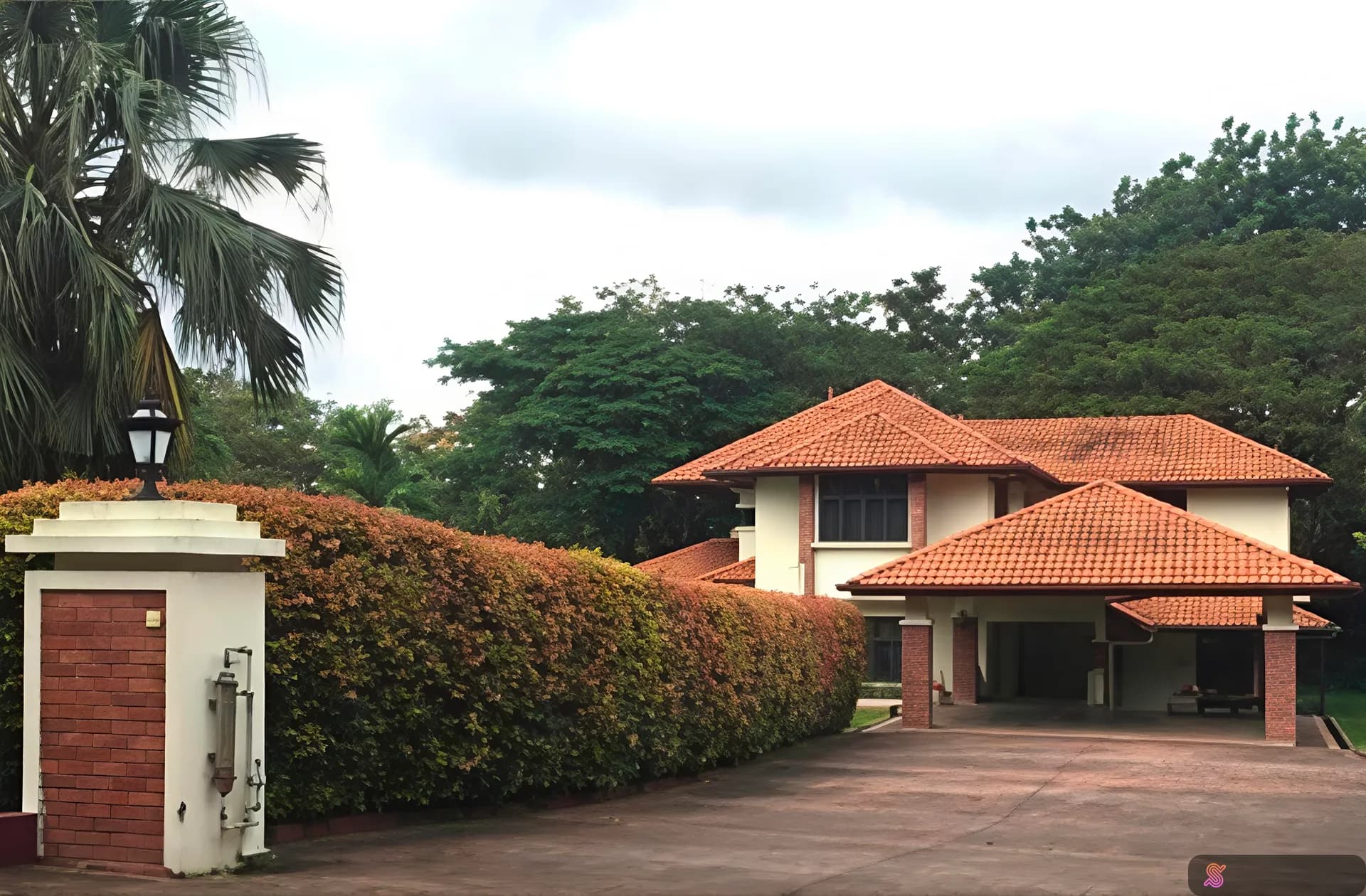 Beverly Row Bungalow - 1