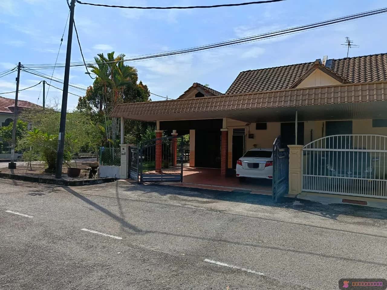 Semi-D Corner Lot Fully Furnished House For Sale at Taman Bertam Permai