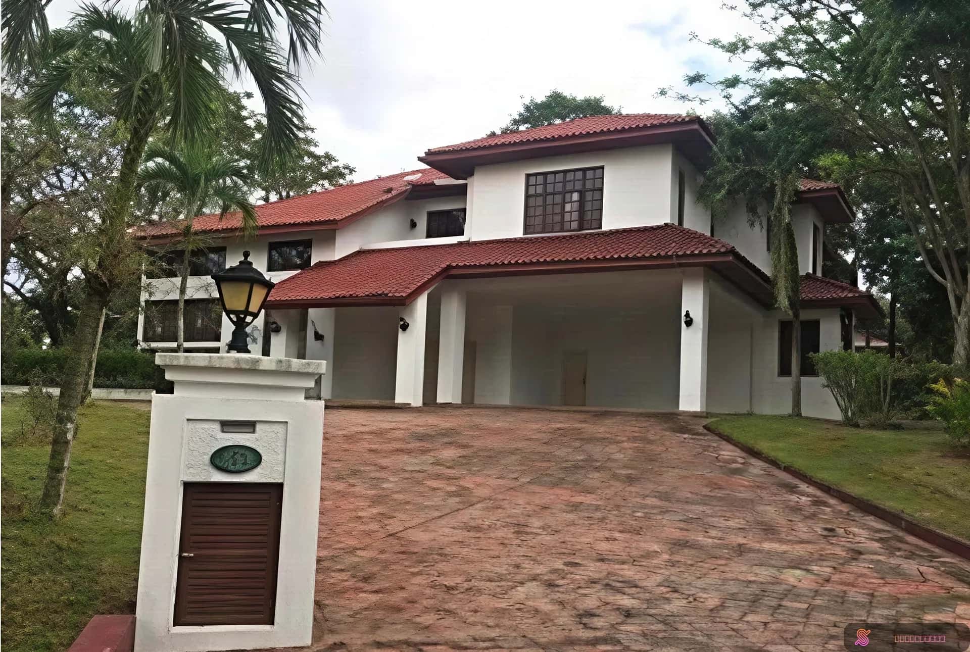 Beverly Row Bungalow