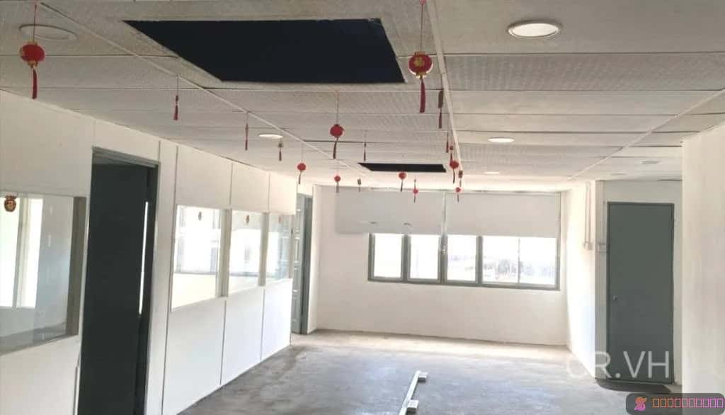 KLANG UTAMA 1.5 STOREY LIGHT INDUSTRIAL FACTORY FOR RENT
