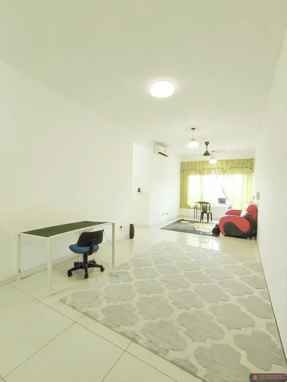 Semi furnished suitable for students and young couple - 1