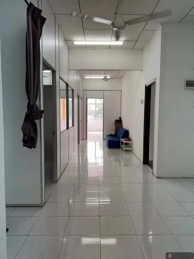 1st Floor Shop Office @ 4 Rooms Taman Daya Near adda height austin